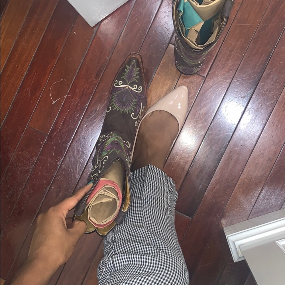 Tony Lama Boots - Picture 2 of 2